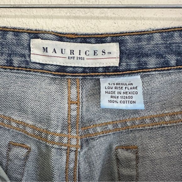 Maurices 5/6 women’s low rise flare jeans - Picture 4 of 11
